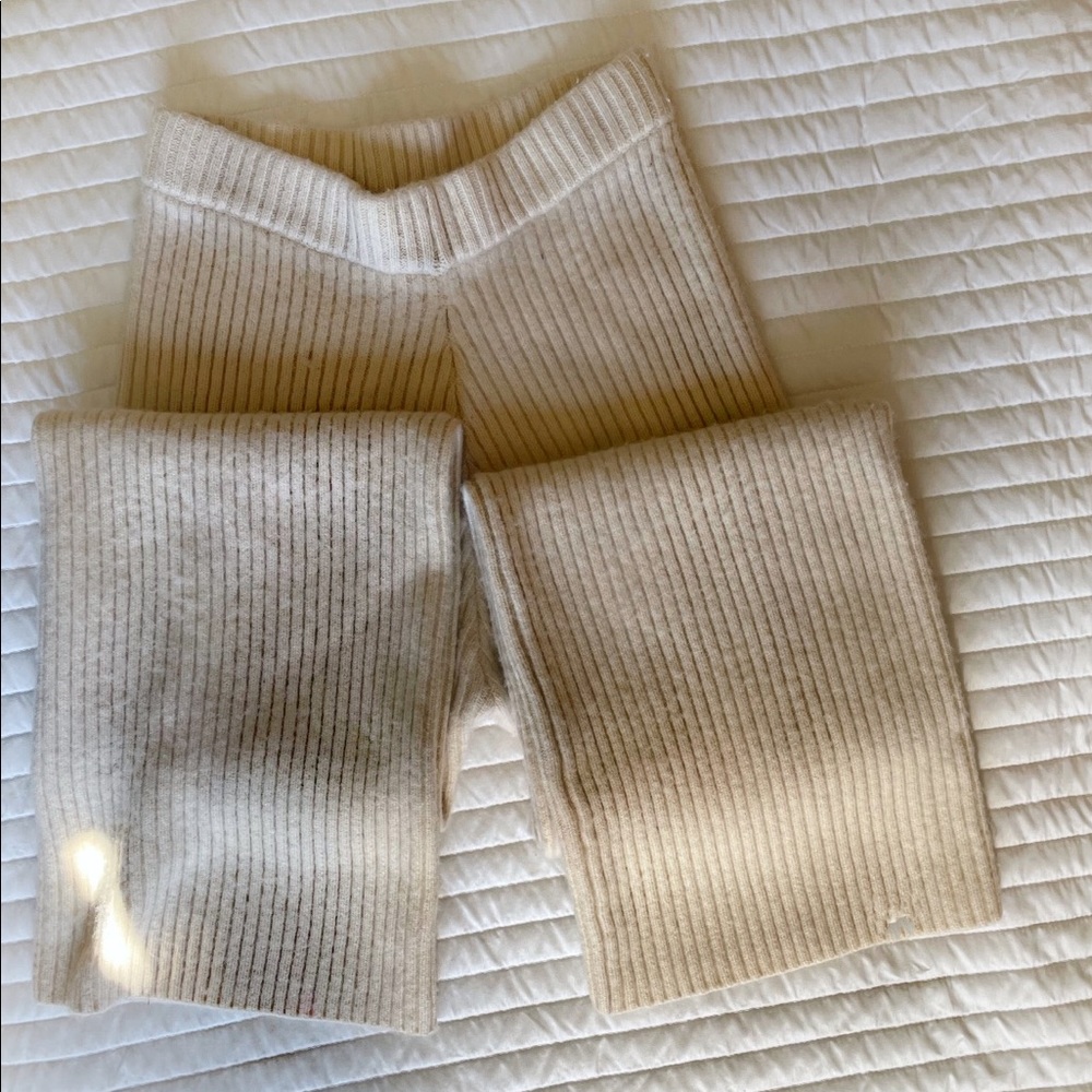 Front Row Show - 100% Wool - Picture 4 of 6